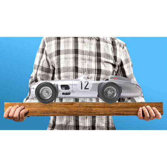 IXO Mercedes-Benz W196 R Stirling Moss #12 1:8 Metal Model Kit