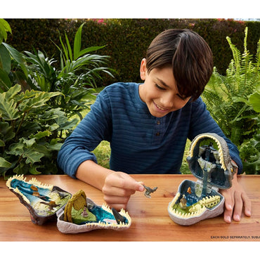 Jurassic World Rebirth: Spinosaurus Micro Adventures Compact Playset Mattel