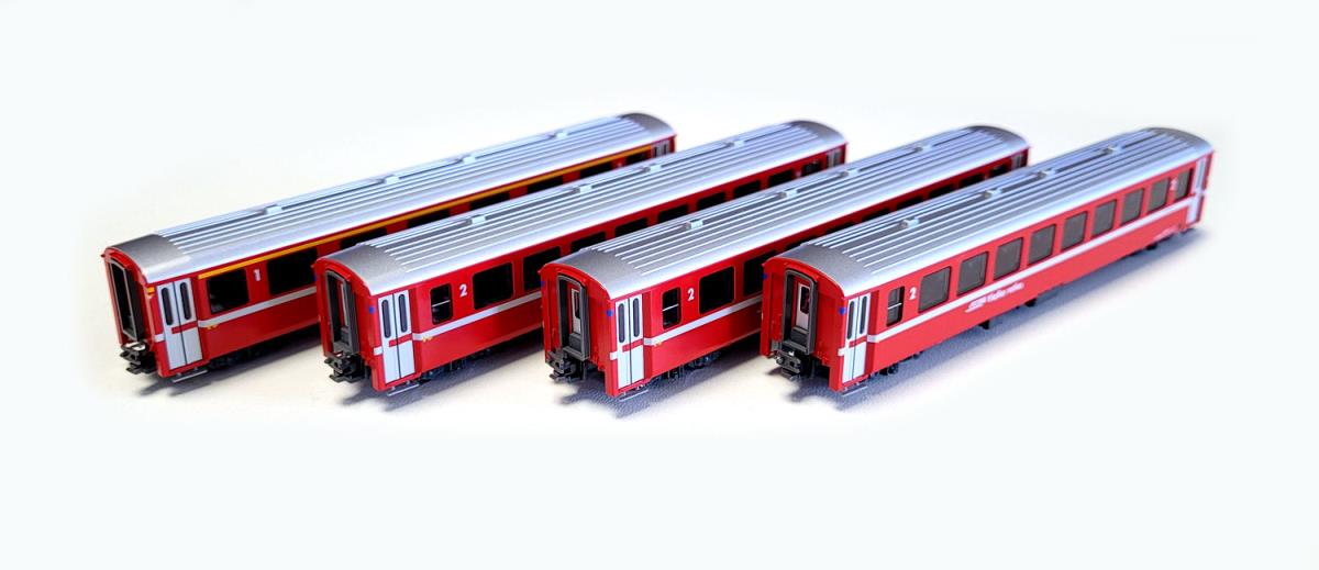 Kato 10-1413 RhB EW1 Red 4 Coach Set (4) N Gauge