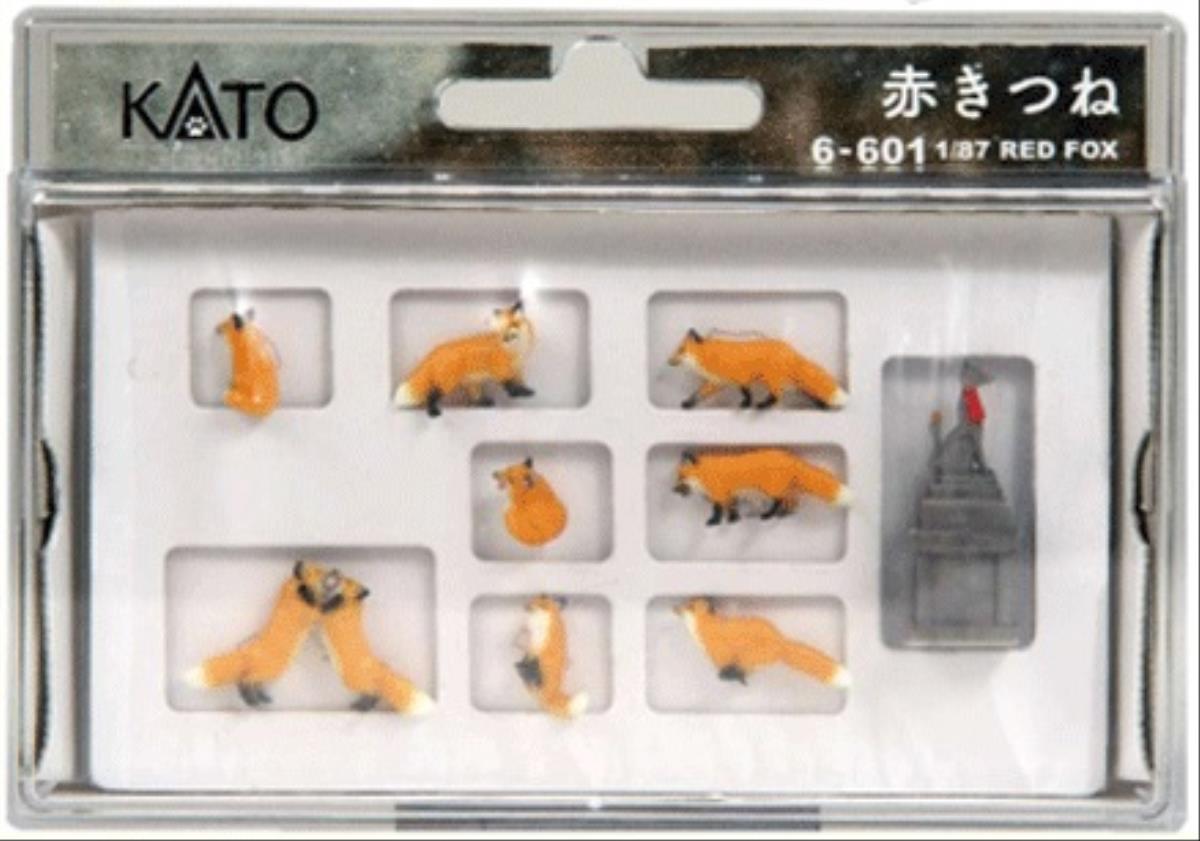 Kato Red Foxes (9) Figure Set K6-601 HO Gauge