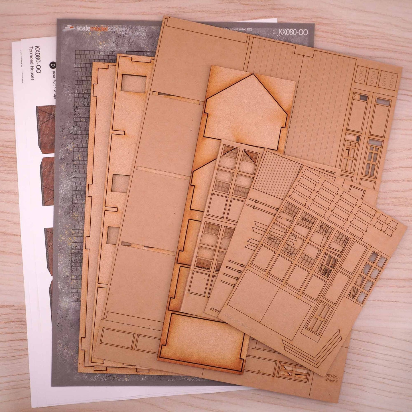 Scale Model Scenery KX080 Terraced Cottages OO/HO Gauge