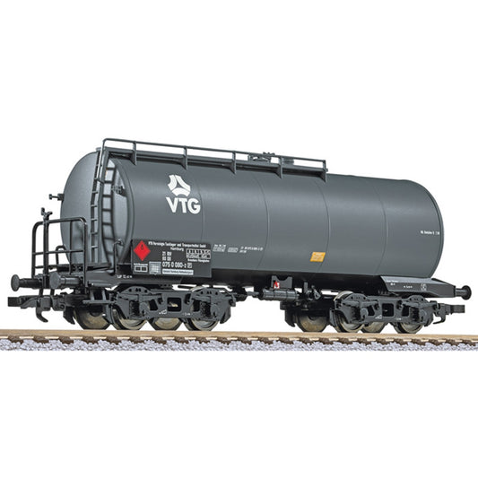 Liliput L235986 4-axle Tank wagon, "VTG", DB, era IV-V HO Gauge