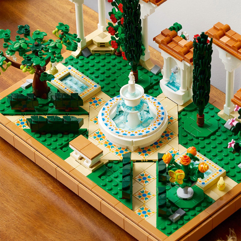 LEGO Icons 10359 Fountain Garden Age 18+ 1302pcs