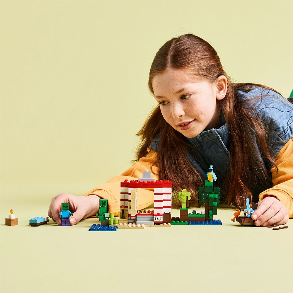 LEGO Minecraft 21275 The TNT Jungle House Age 8+ 287pcs