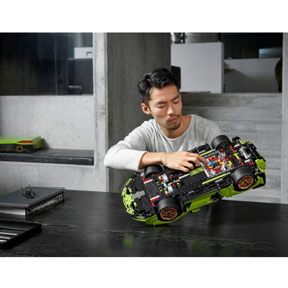 LEGO Technic 42115 Lamborghini Sian FKP Age 18+ 3696pcs