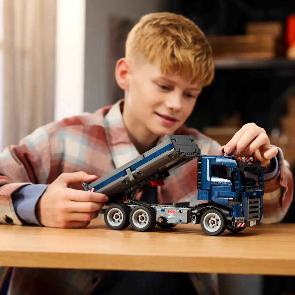 LEGO Technic 42203 Tipping Dump Truck Age 9+ 462pcs