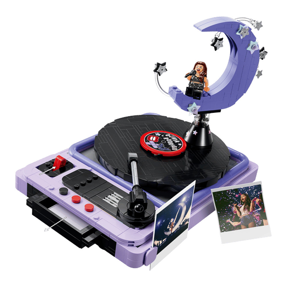 LEGO Editions Music 43029 Olivia Rodrigo's Concert Moon Age 14+ 670pcs