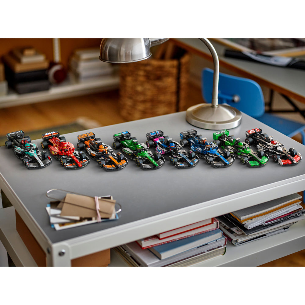 LEGO Speed Champions 77247 KICK Sauber F1 Team C44 Race Car Age 10+ 259pcs