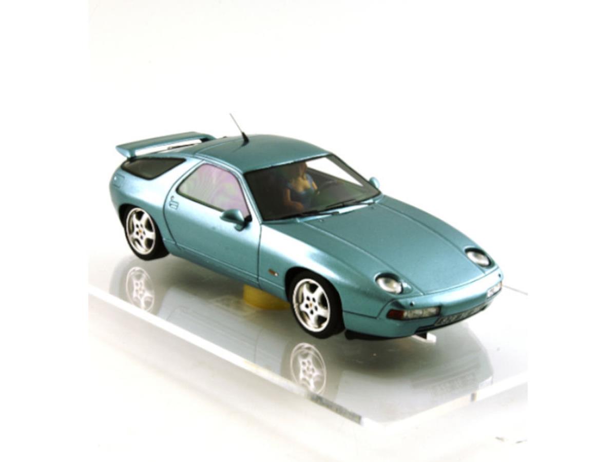 Le Mans Miniatures Porsche 928 Light Blue LMM132105M-LB 1:32