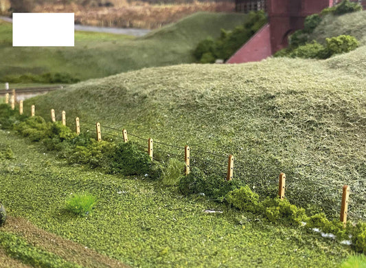Scale Model Scenery LX056 4ft Post & Wire Fencing OO/HO Gauge
