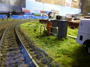 Scale Model Scenery LX176 Tubeclamp Railings OO/HO Gauge