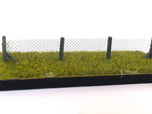 Scale Model Scenery LX183 3ft Chainlink Fencing OO/HO Gauge