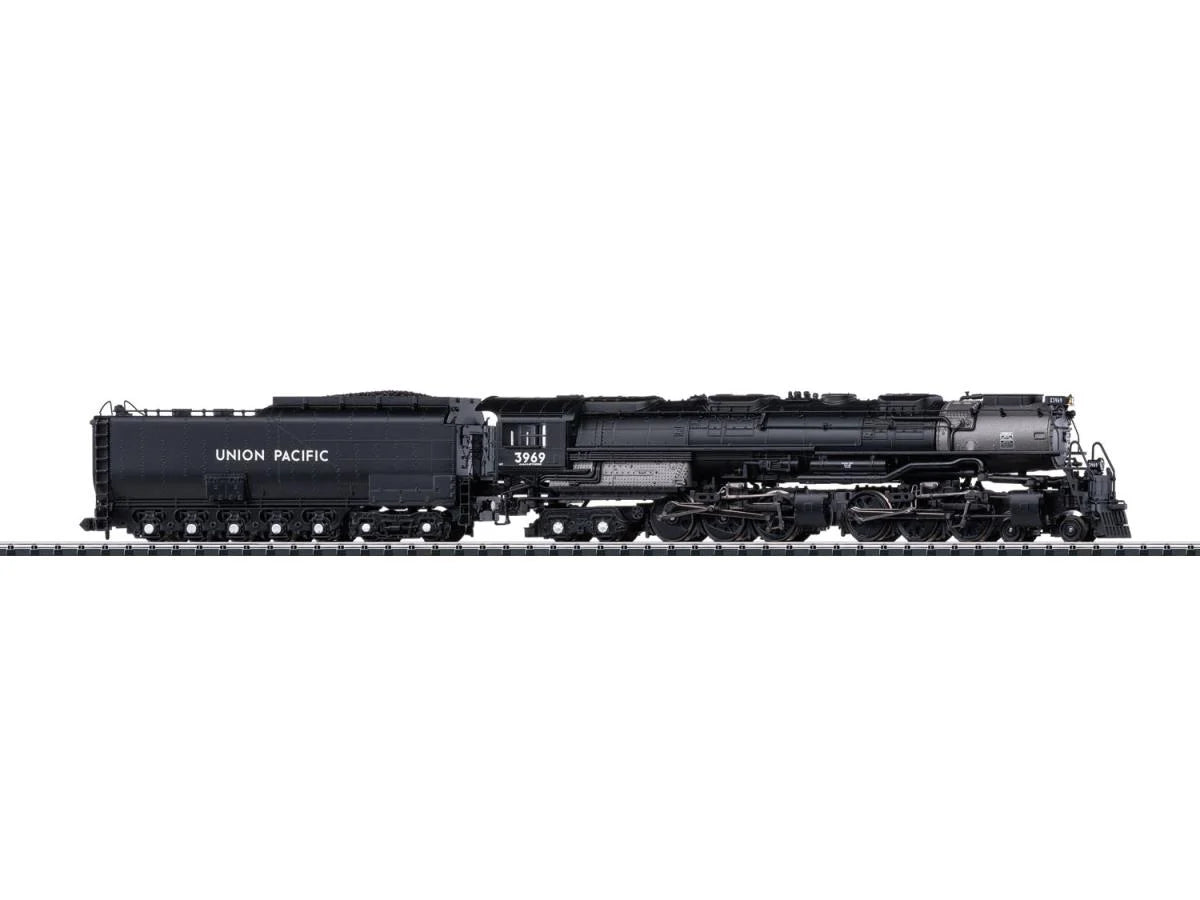 Minitrix UP 3969 Challenger Steam Locomotive (DCC-Sound) M16488 N Gauge