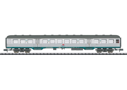 Minitrix DBAG Bn720 2nd Class Commuter Coach V M18449 N Gauge