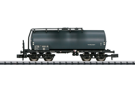 Minitrix DR Bogie Tank Wagon IV N Gauge M18972