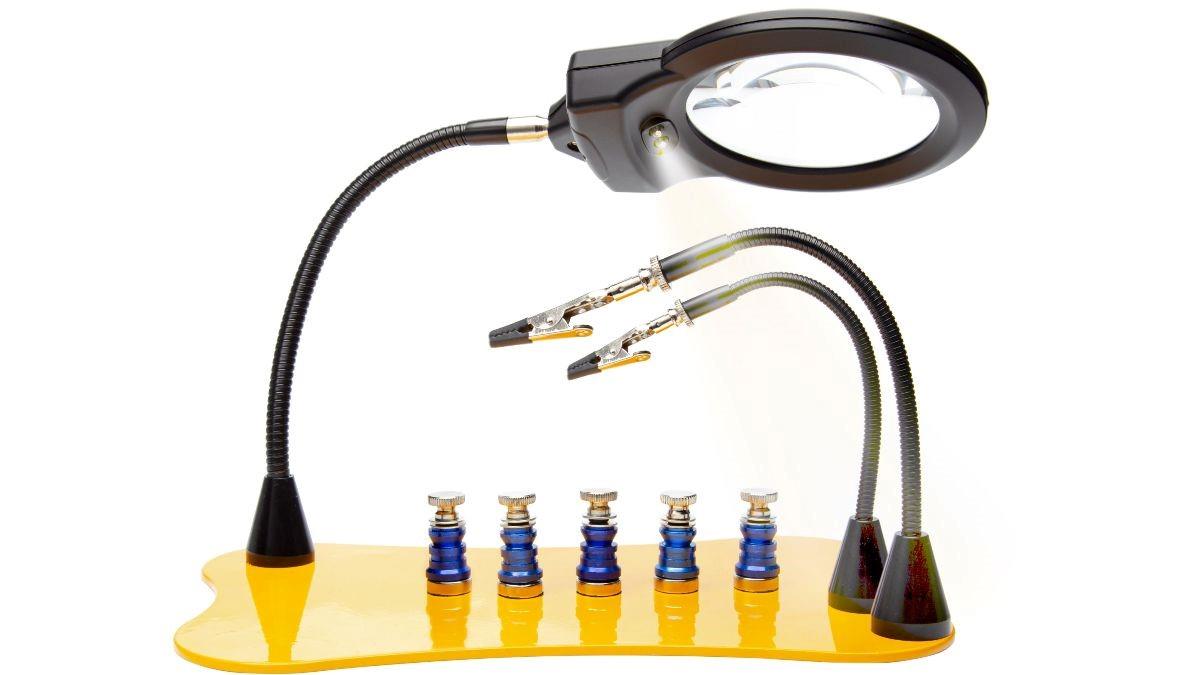 Modelcraft Magnetic Soldering & Work Station MCPCL2500