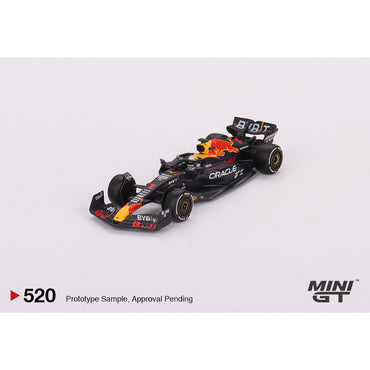 MiniGT Oracle Red Bull Racing RB18 Max Verstappen 1:64 Diecast Model 520-L