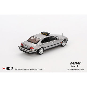 MiniGT James Bond 007 BMW 750iL Tomorrow Never Dies 1:64 Diecast Model (English)