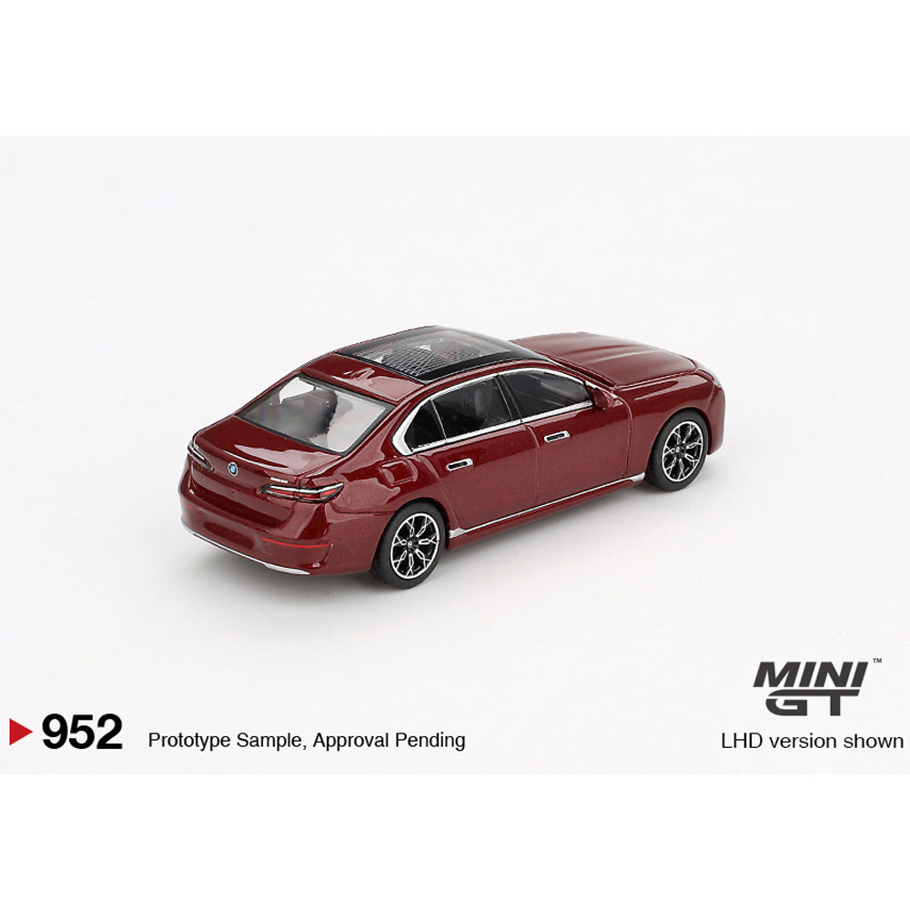 MiniGT BMW i7 xDrive60 Aventurin 1:64 Diecast Car 952-R