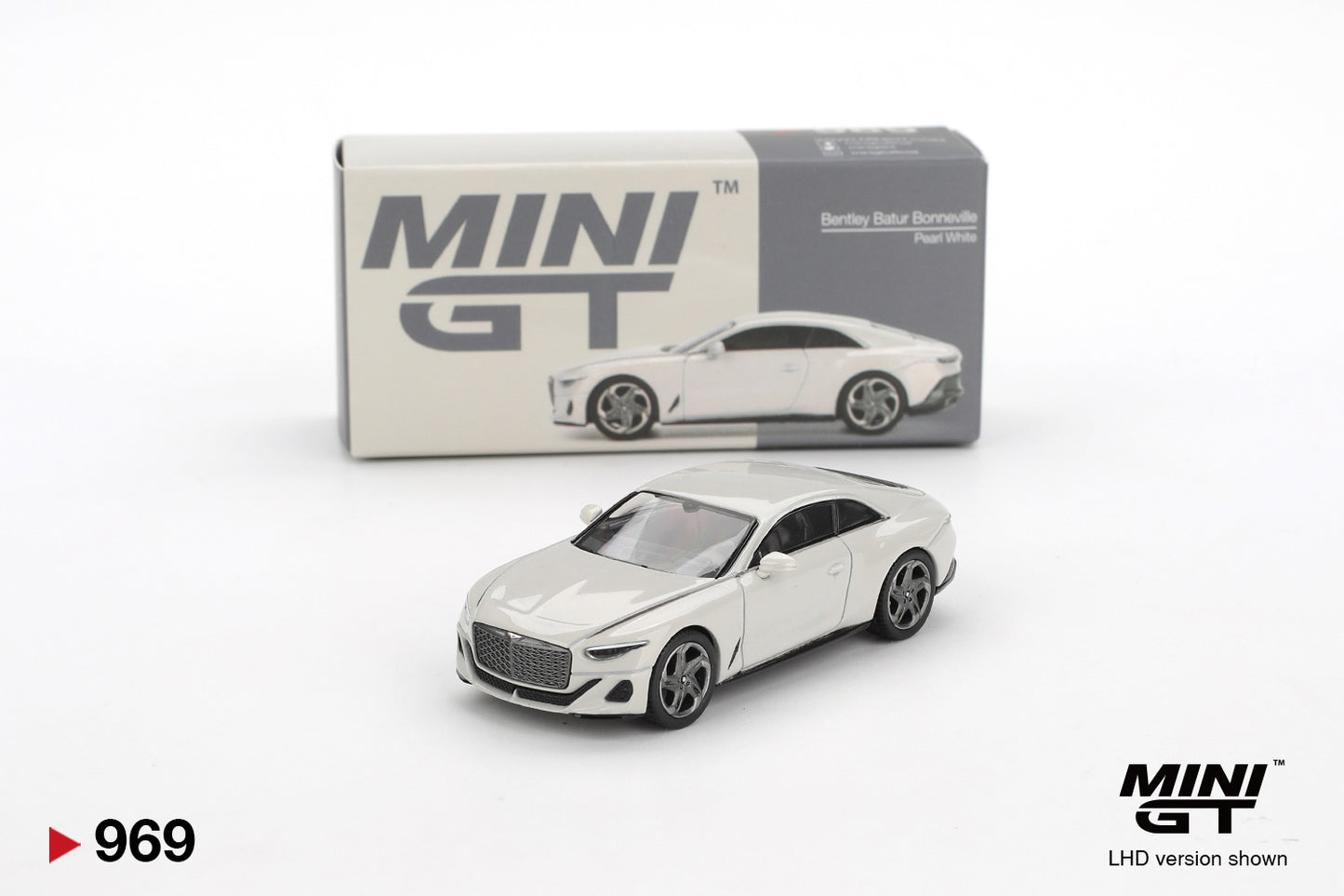 MiniGT Bentley Batur Bonneville Pearl (LHD) 1:64 Diecast Car 0969-L