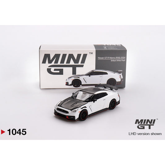 MiniGT Nissan GT-R Nismo 2024 Brilliant White Pearl 1:64 Diecast Model 1045