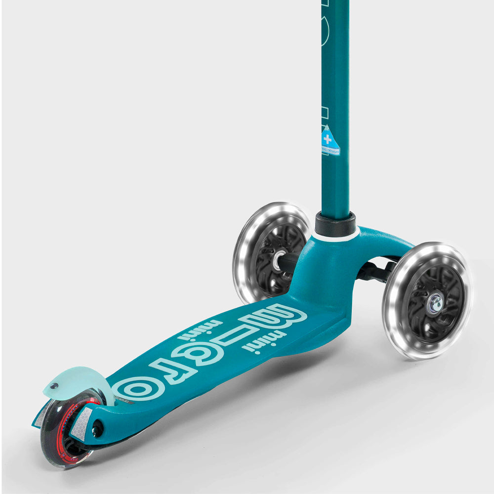 Aqua Mini Micro Deluxe Scooter with LED Light-Up Wheels Age 2-5 MMD076