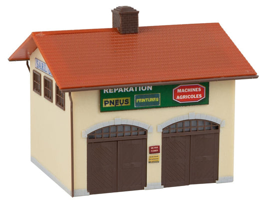 Jouef MKD2021 Tractor Repair Shop Kit HO