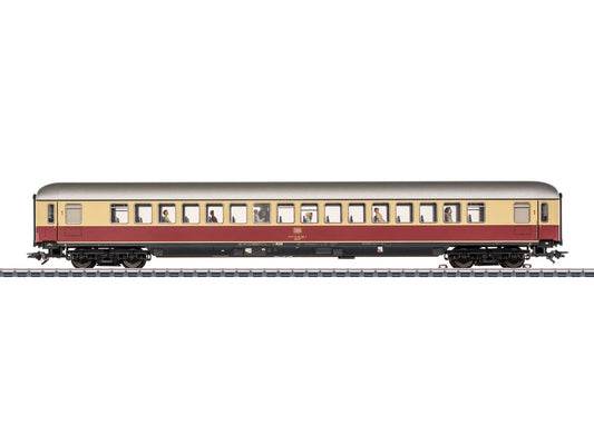 Marklin 43886 DB APumh121 1st Class Express Coach w/Moving Conductor IV HO Gauge