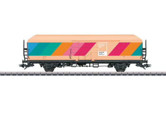 Marklin PANTONE Colour of the Year (13-1023) Wagon 2024 HO Gauge 48554