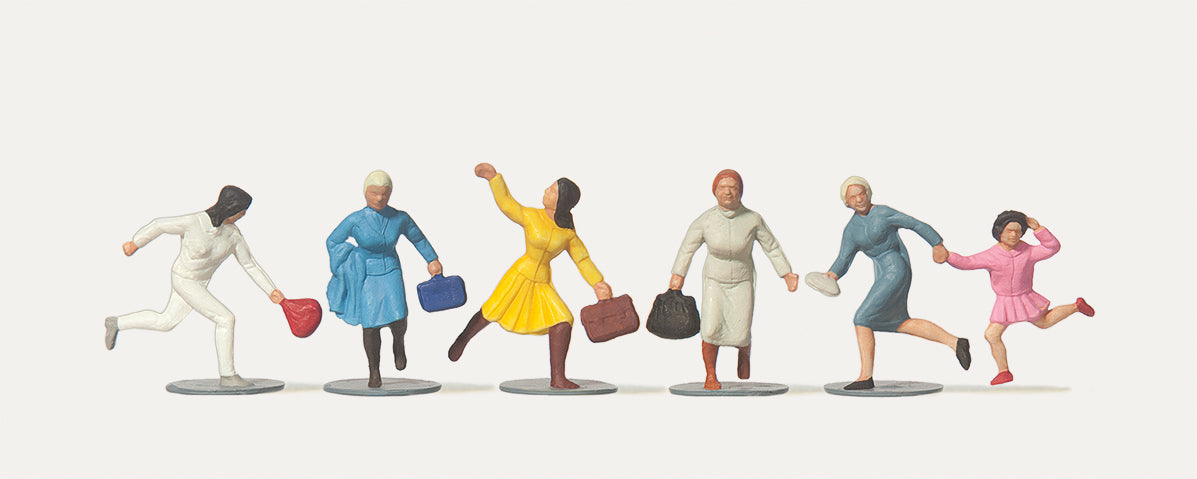 Merten 210971 Running Women Travellers (6) Figure Set HO
