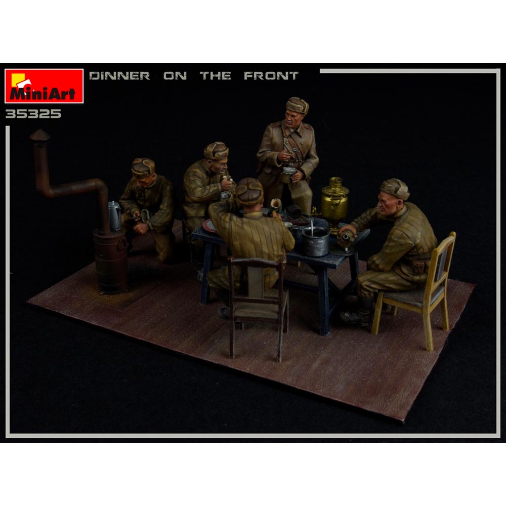 Miniart 35325 Dinner on the Front 1:35 Model Kit