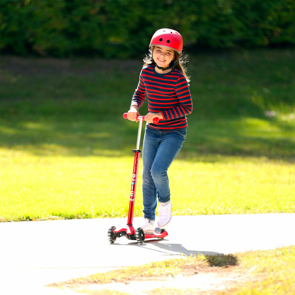 Red Maxi Deluxe Micro Scooter with LED Light-Up Wheels Age 5-12 MMD068