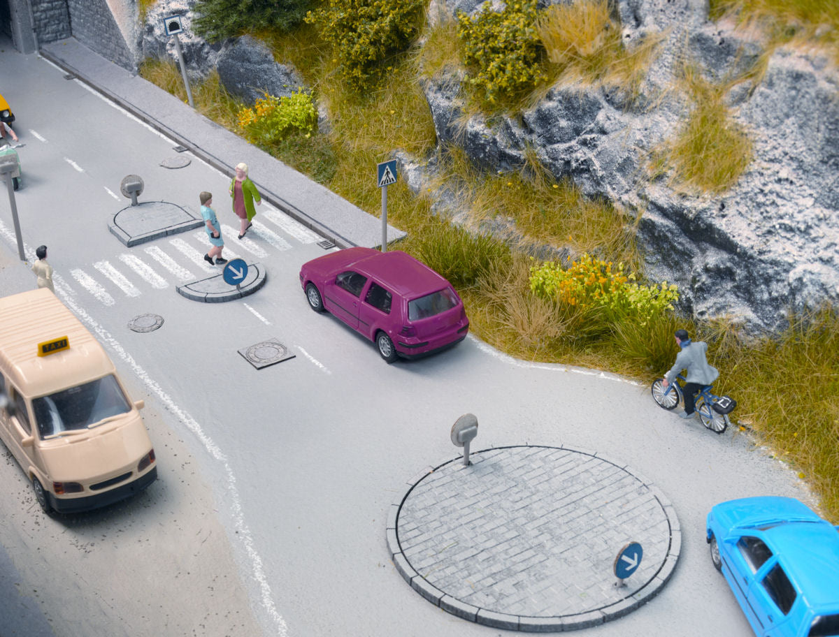 Noch 14690 Roundabout Laser Cut Minis Kit N Gauge