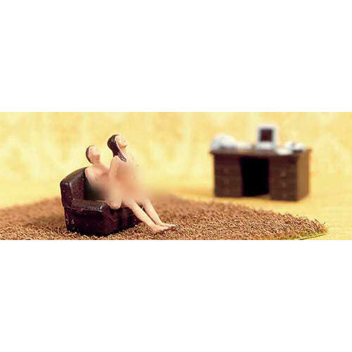 NOCH Lovers in Action (Armchair) Sexy Scenes Figure Set HO Gauge Scenics 15952