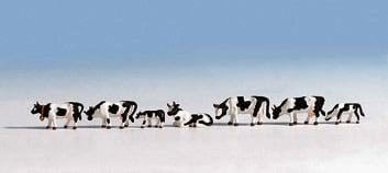 Noch 45721 Black and White Cows (7) Figure Set TT Scale