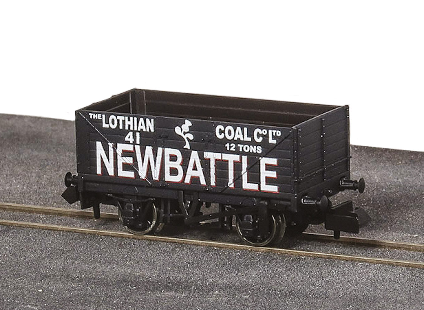 PECO NR-7013P 9ft 7 Plank Open Wagon Newbattle N Gauge