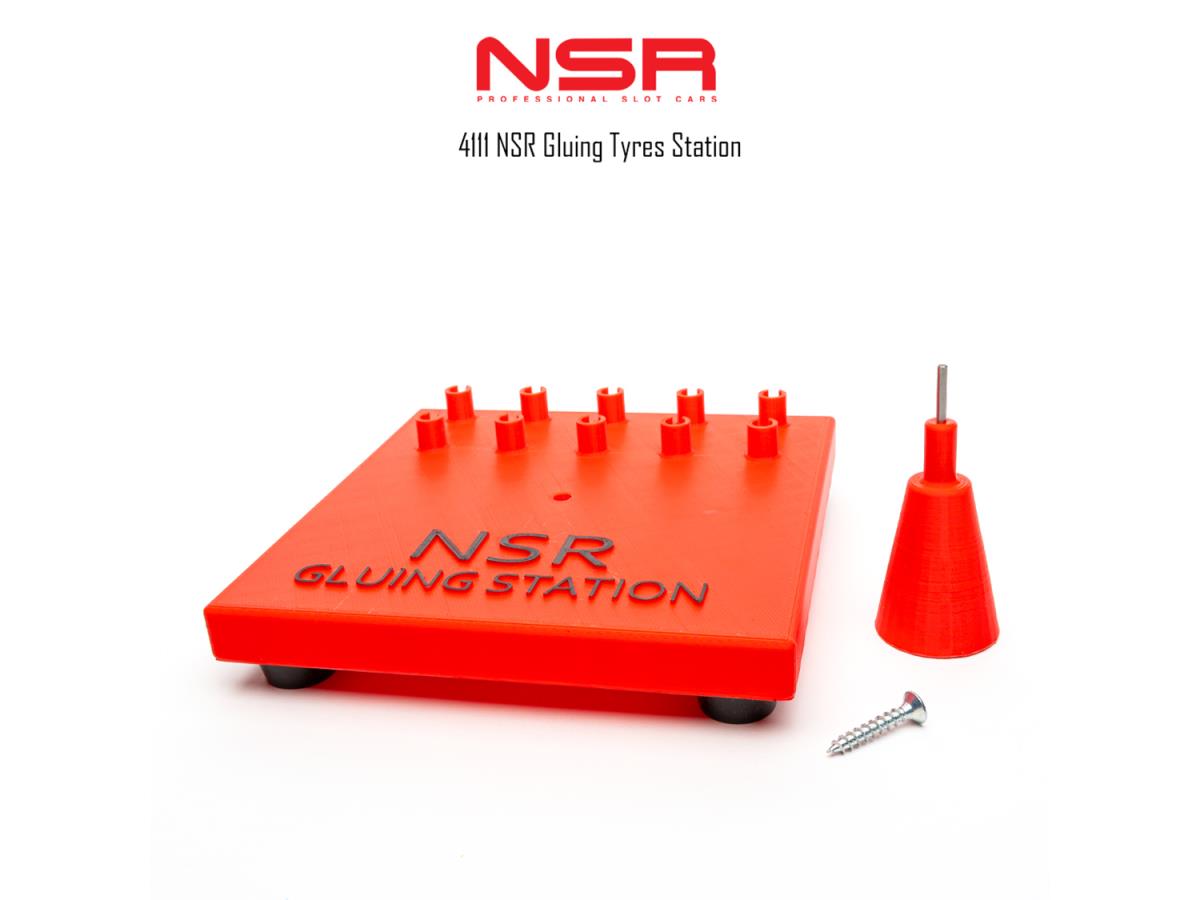NSR NSR Gluing Tyres Station NSR4111 1:32