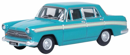 Oxford Diecast Austin Cambridge Fern Green/Snowberry White OD76ACF006 OO Gauge
