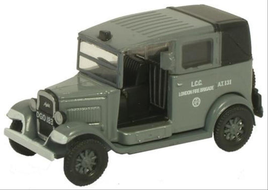 Oxford Diecast 76AT003 Austin Taxi AFS London Fire Brigade OO Gauge