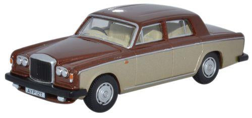 Oxford Diecast Bentley T2 Saloon Nutmeg/Silver Sand OD76BT2002 OO Gauge