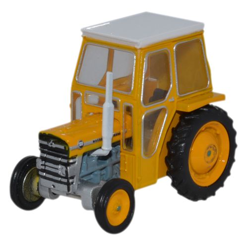 Oxford Diecast 76MF002 Massey Ferguson 135 Yellow OO Gauge