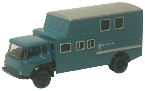 Oxford Diecast 76TK009 Bedford TK Crew Bus British Rail Scottish Region OO Gauge