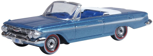 Oxford Diecast 1961 Chevrolet Impala Jewel Blue/White HO Gauge 87CI61006