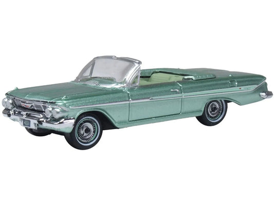 Oxford Diecast 1961 Chevrolet Impala Convertible Arbor Green OD87CI61007 HO