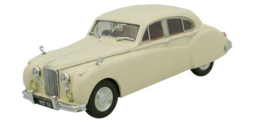 Oxford Diecast JAGVII006 Jaguar MkVIIM Ivory 1:43