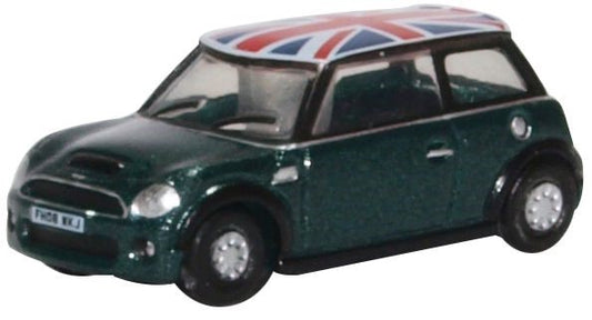 Oxford Diecast NNMN005 New Mini Cooper S British Racing Green and Union Flag N