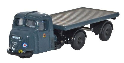 Oxford Diecast NRAB011 Scammell Scarab Flatbed Trailer RAF N Gauge