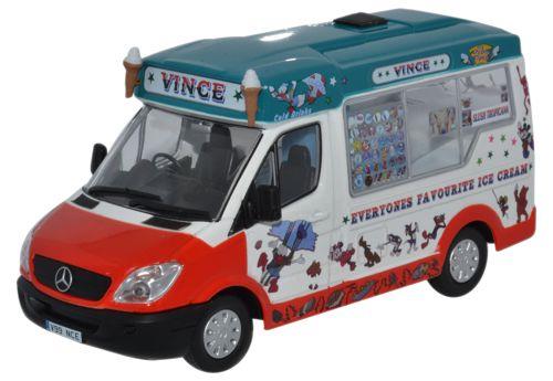 Oxford Diecast WM005 Whitby Mondial Mercedes Ice Cream Van Vinces 1:43