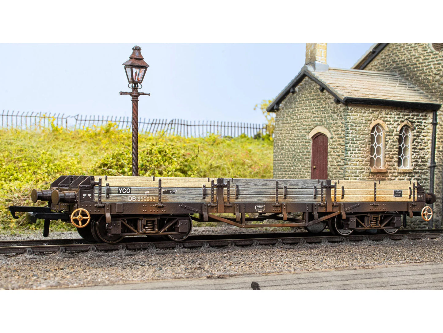 Oxford Rail Pilchard Wagon BR Bauxite DB990083 (TOPS) Weathered OR76PIL006BW OO