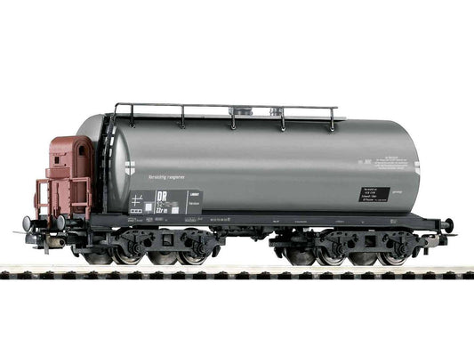 Piko Classic DR Bogie Tank Wagon III HO Gauge PK24509